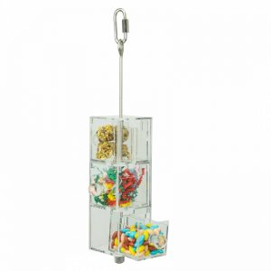 Torre interactiva con cajones para loros