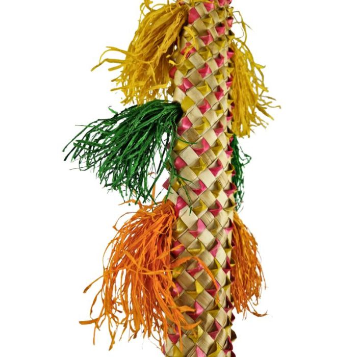 Detalle de piñata para loros